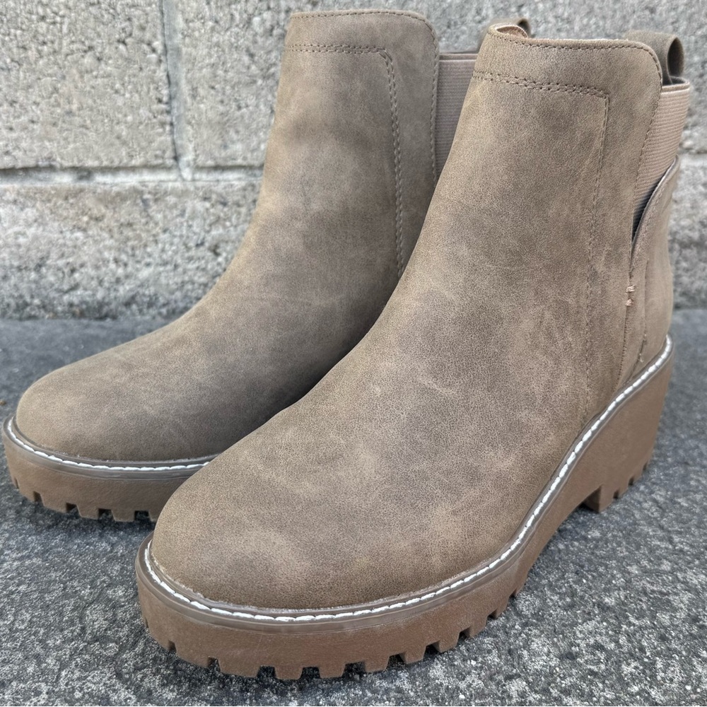 Dolce Vita Women’s Slip On Rancher